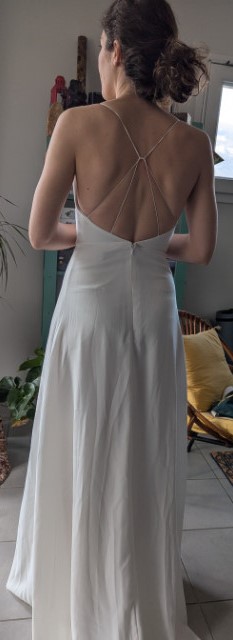 retouche-dos-robe-de-mariee-meami-couture-et-creztion