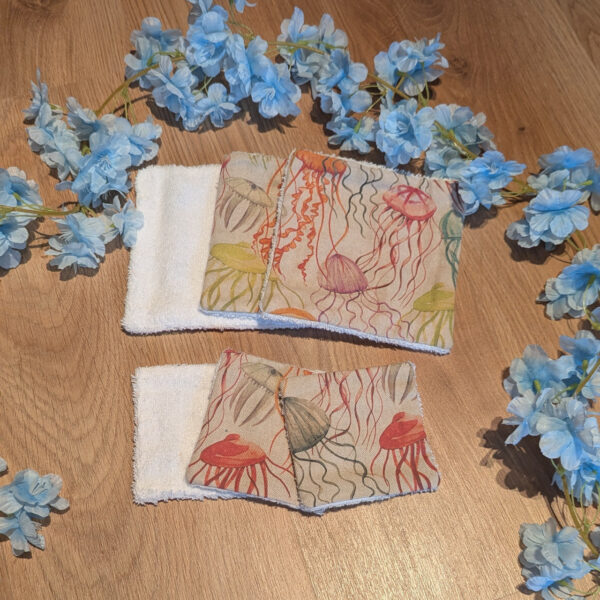 creation-lingette-carre-motif-meduse-coton-eponge-meami-couture-et-creation