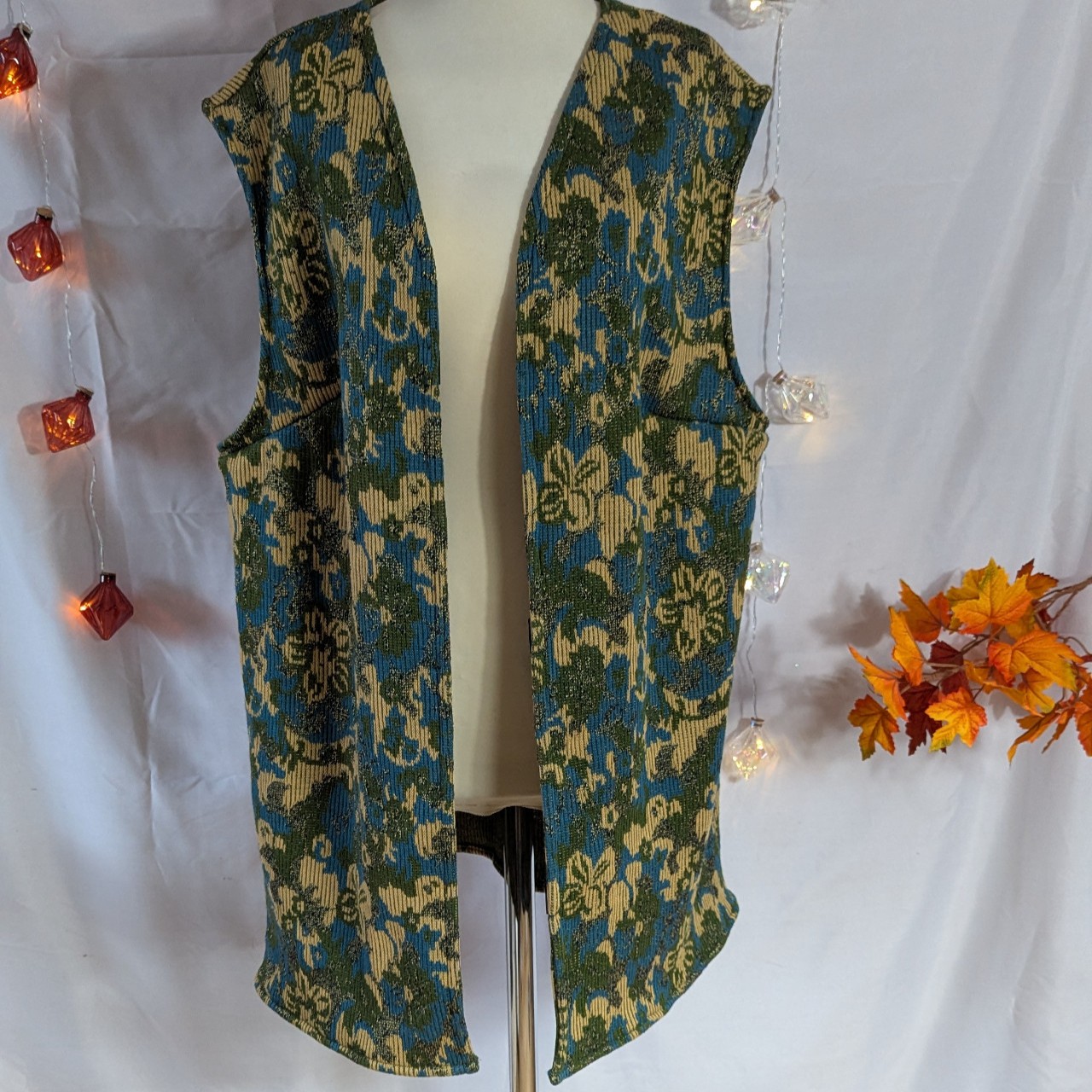 creation-veste-longue-sans-manche-laine-vert-et-jaunex-meami-couture-et-creation